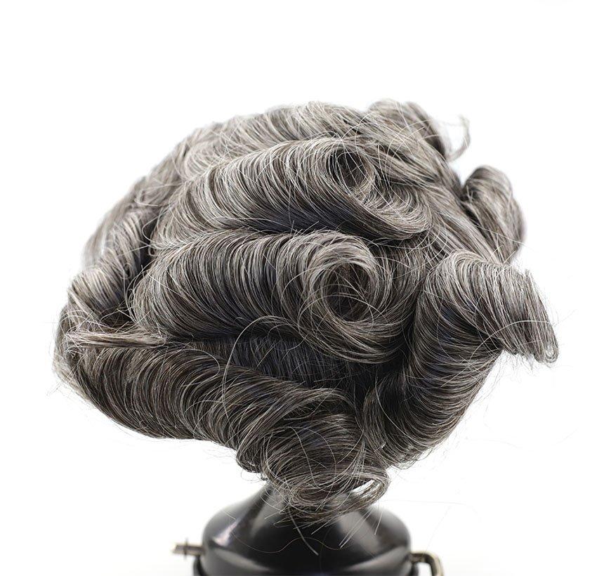 toupee  f