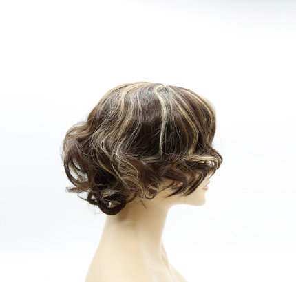 women topper v