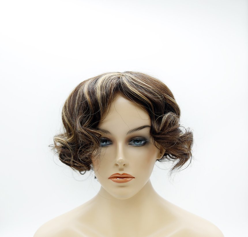 women topper a
