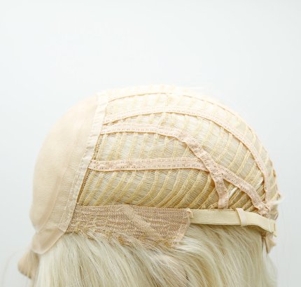 synthetic wig B}